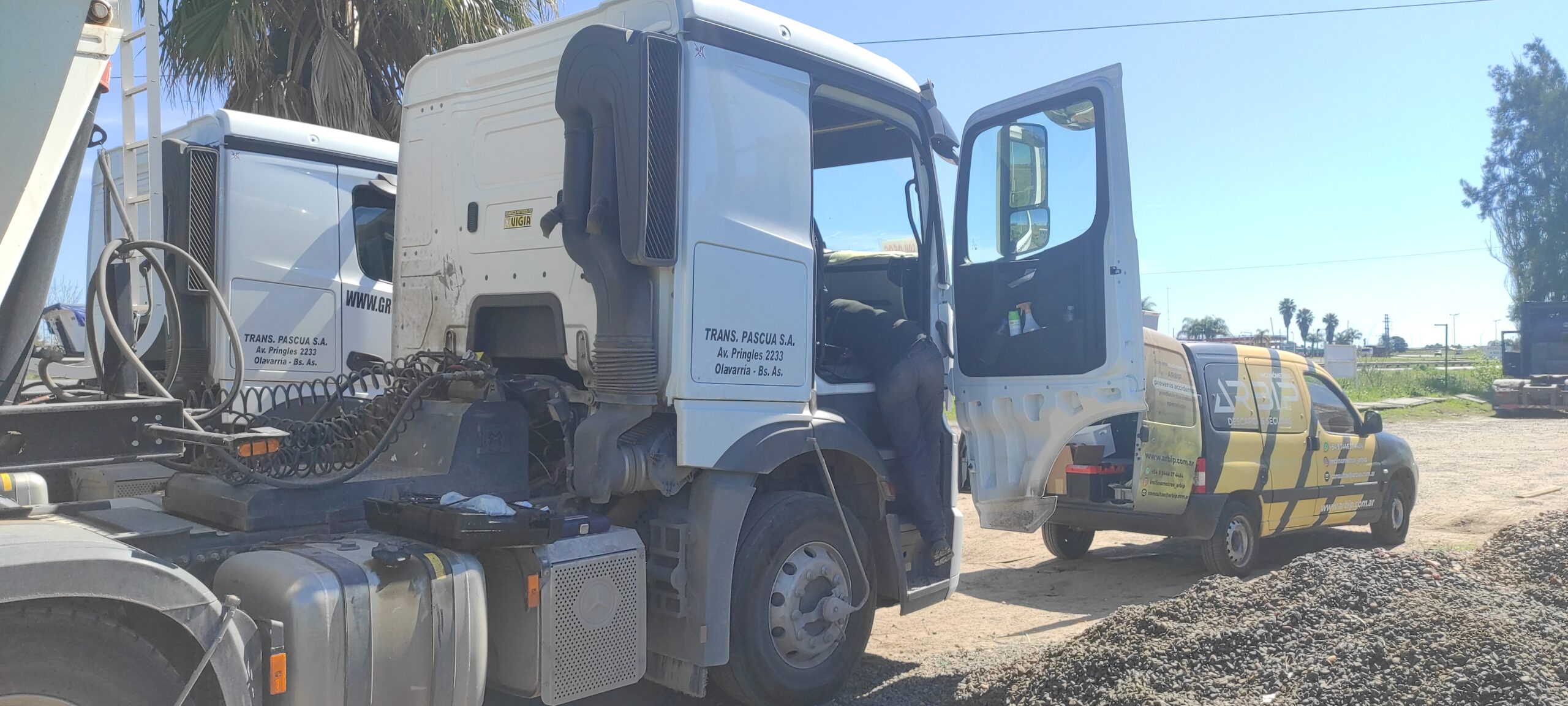 #¿Por qué necesitas un inclinómetro para tu camión batea o volcador?